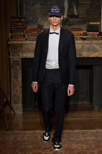 Look 51